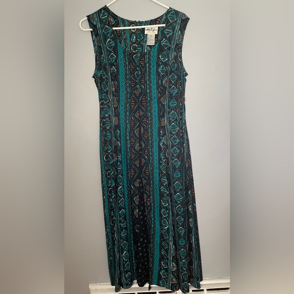 VINTAGE 90s Alix Taylor Jamie Brooke Geometric Patterned Maxi Dress - Picture 2 of 8